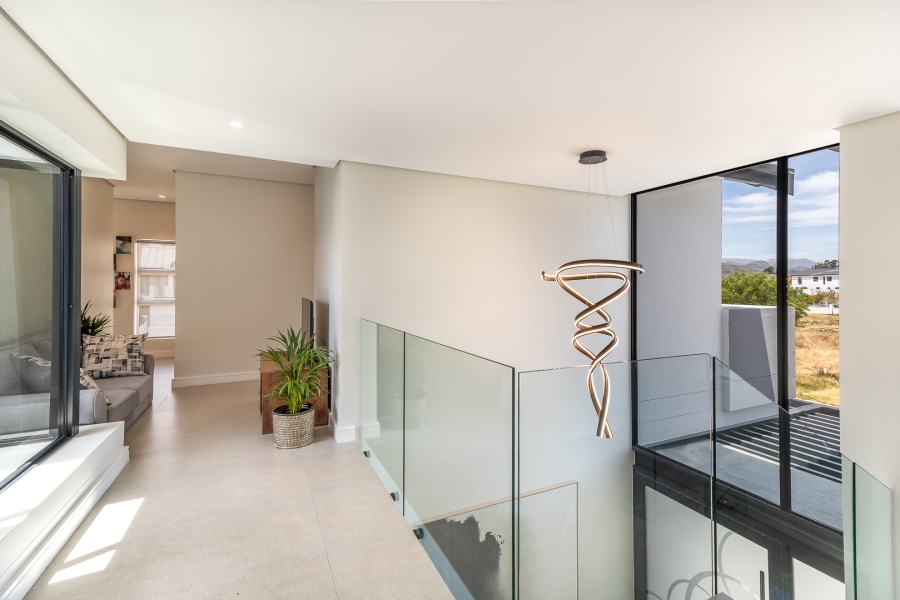 6 Bedroom Property for Sale in Pearl Valley at Val de Vie Western Cape